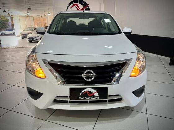 NISSAN VERSA 1.6 16V FLEXSTART SV 4P MANUAL NISSAN VERSA 1.6 16V FLEXSTART SV 4P MANUAL